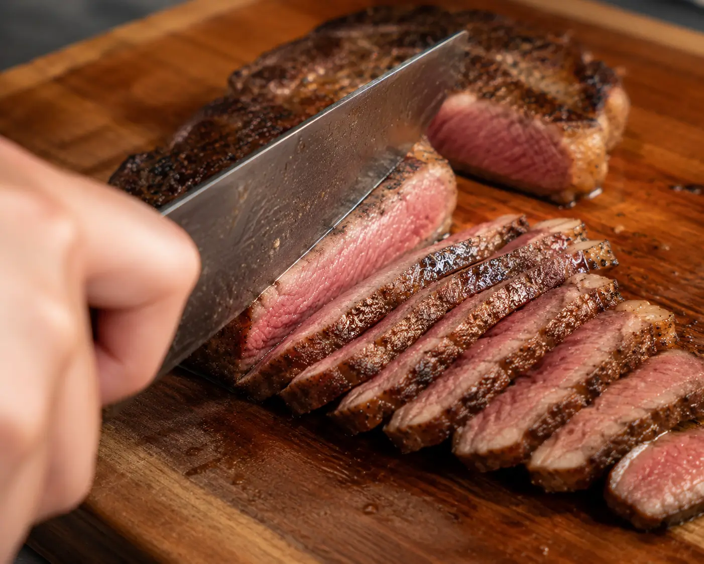 Cara Memotong Daging Sapi agar Empuk, Teknik Presisi dari Supplier Premium